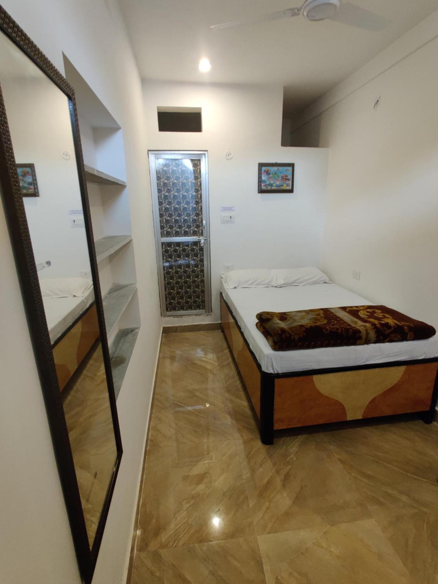 Varah Square Guest House Pushkar Chambre photo