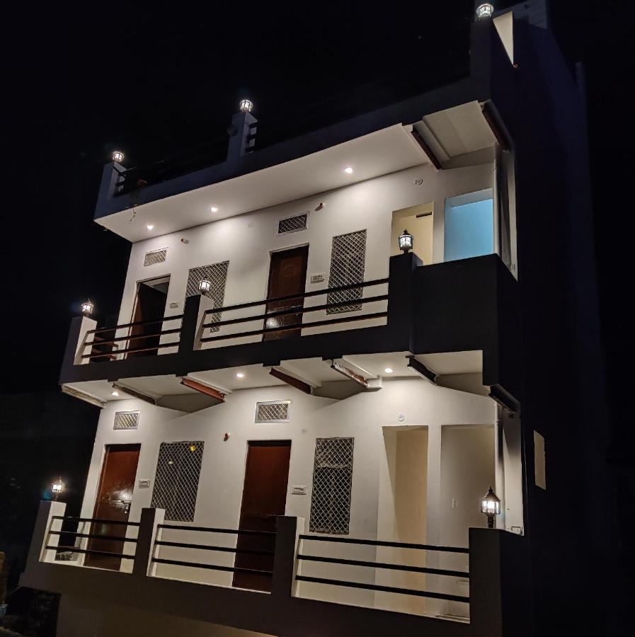 Varah Square Guest House Pushkar Extérieur photo